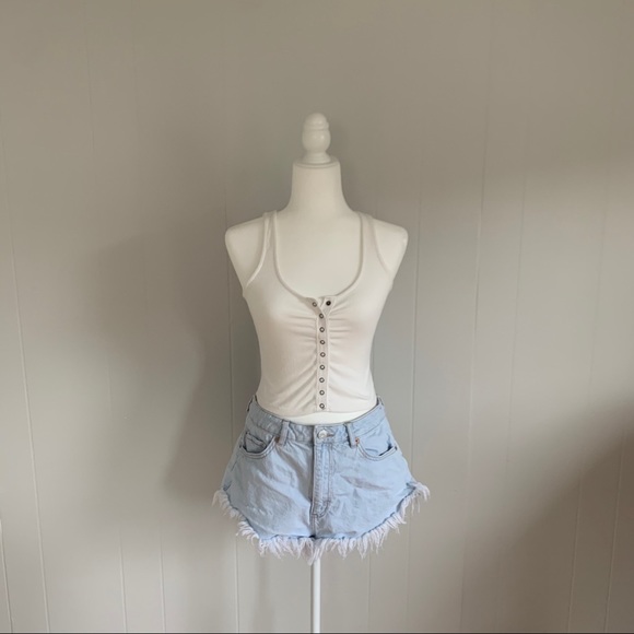 Garage Jean Shorts - Picture 2 of 3